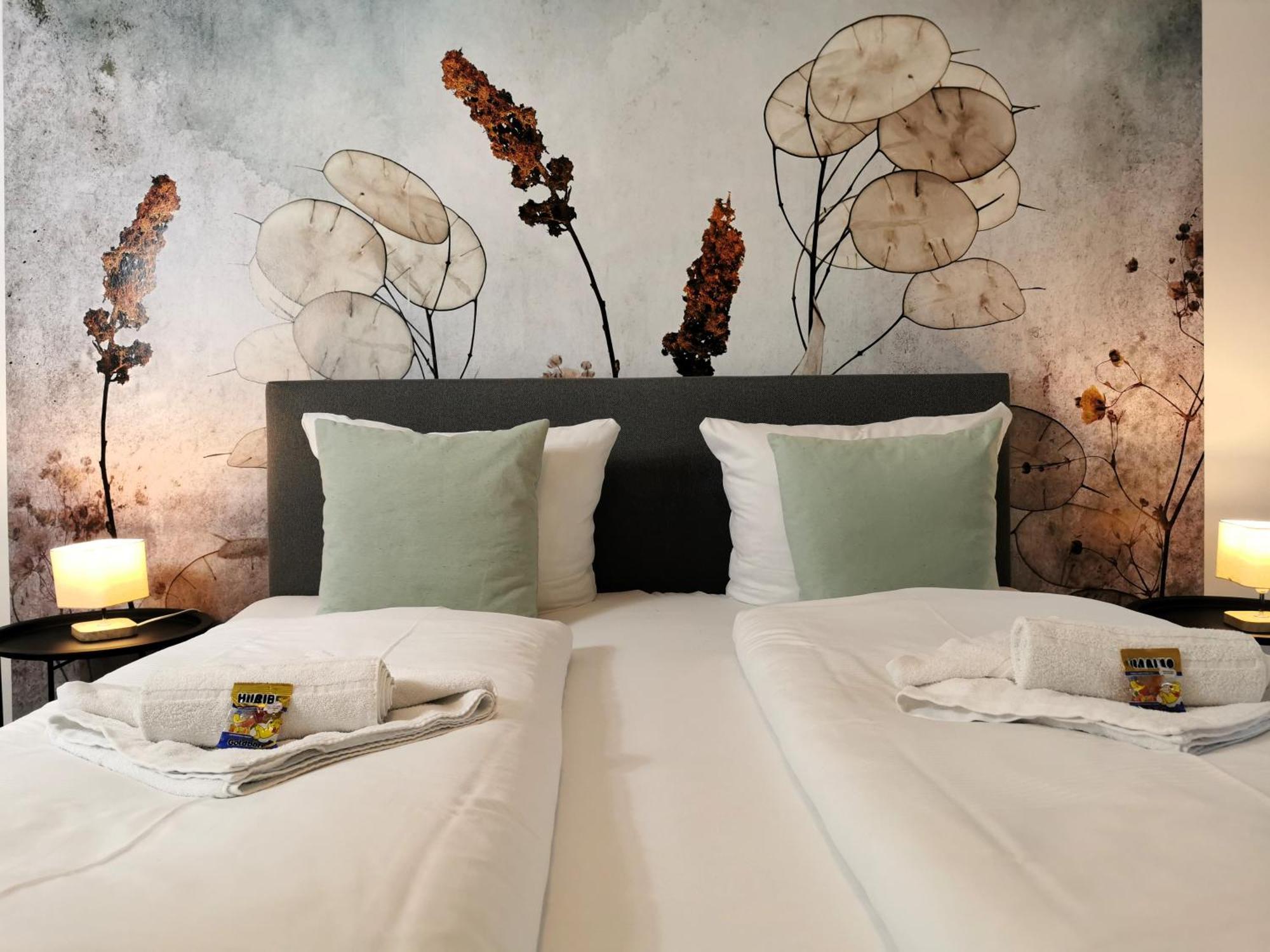 Bohnapartments - Design Suiten Am Markt - Vollausstattung - Wlan - Zentrum Илменау Екстериор снимка