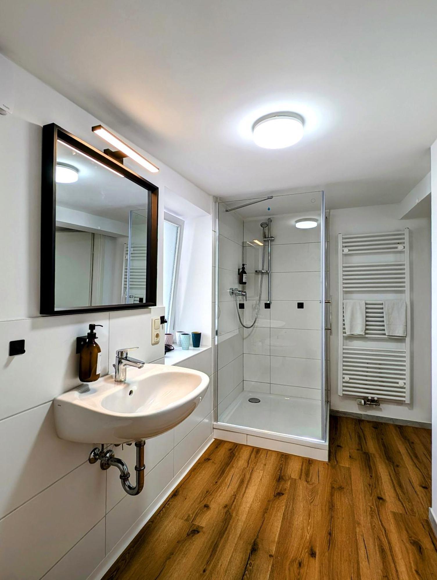 Bohnapartments - Design Suiten Am Markt - Vollausstattung - Wlan - Zentrum Илменау Екстериор снимка