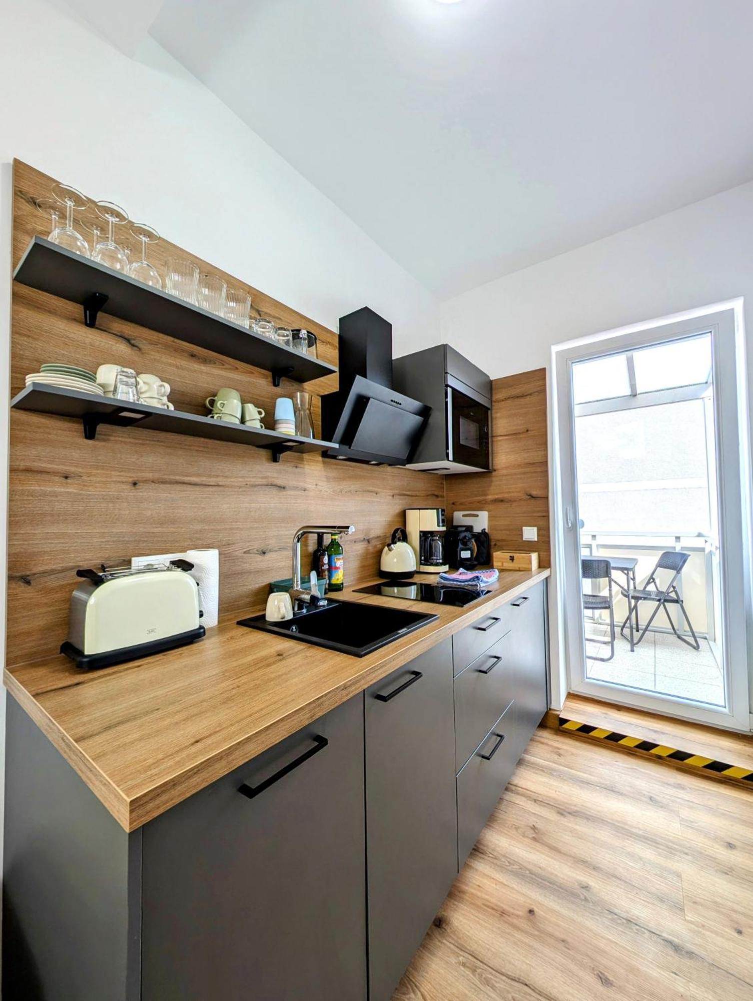 Bohnapartments - Design Suiten Am Markt - Vollausstattung - Wlan - Zentrum Илменау Екстериор снимка