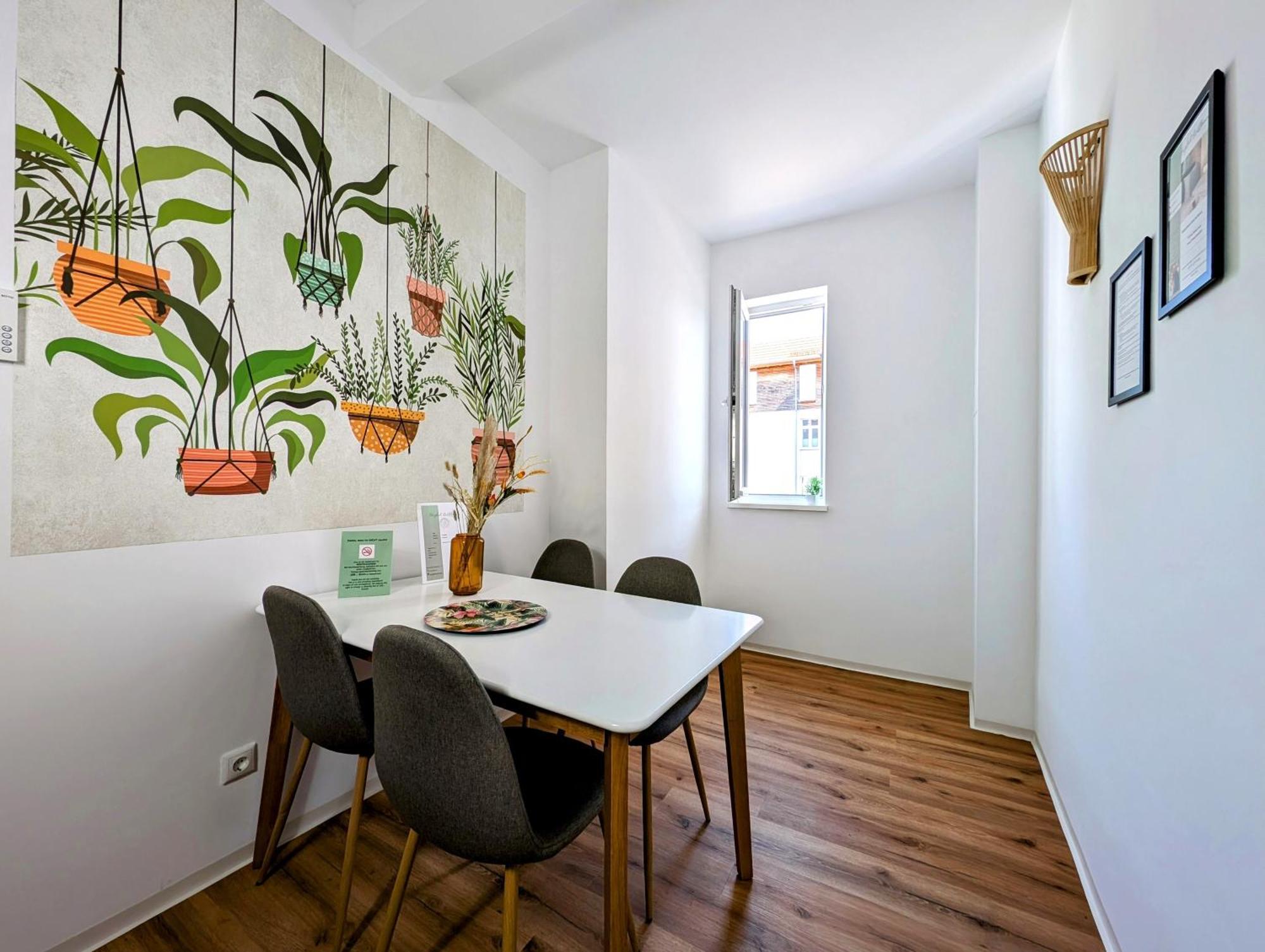 Bohnapartments - Design Suiten Am Markt - Vollausstattung - Wlan - Zentrum Илменау Екстериор снимка