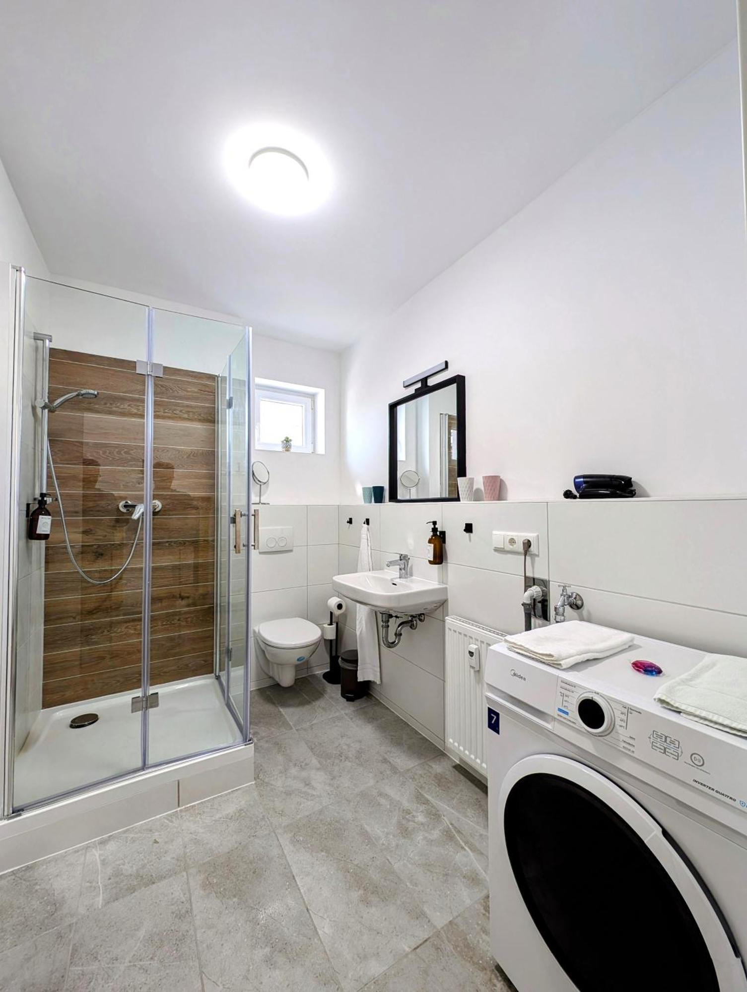 Bohnapartments - Design Suiten Am Markt - Vollausstattung - Wlan - Zentrum Илменау Екстериор снимка